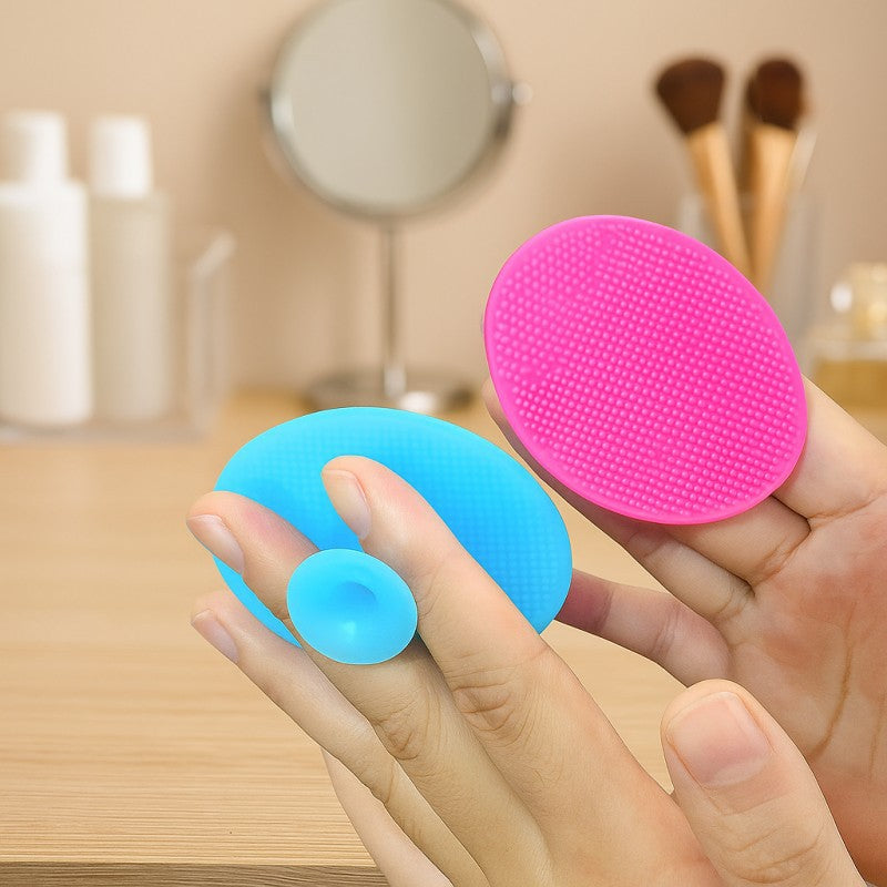 Silicone facial cleansing brush